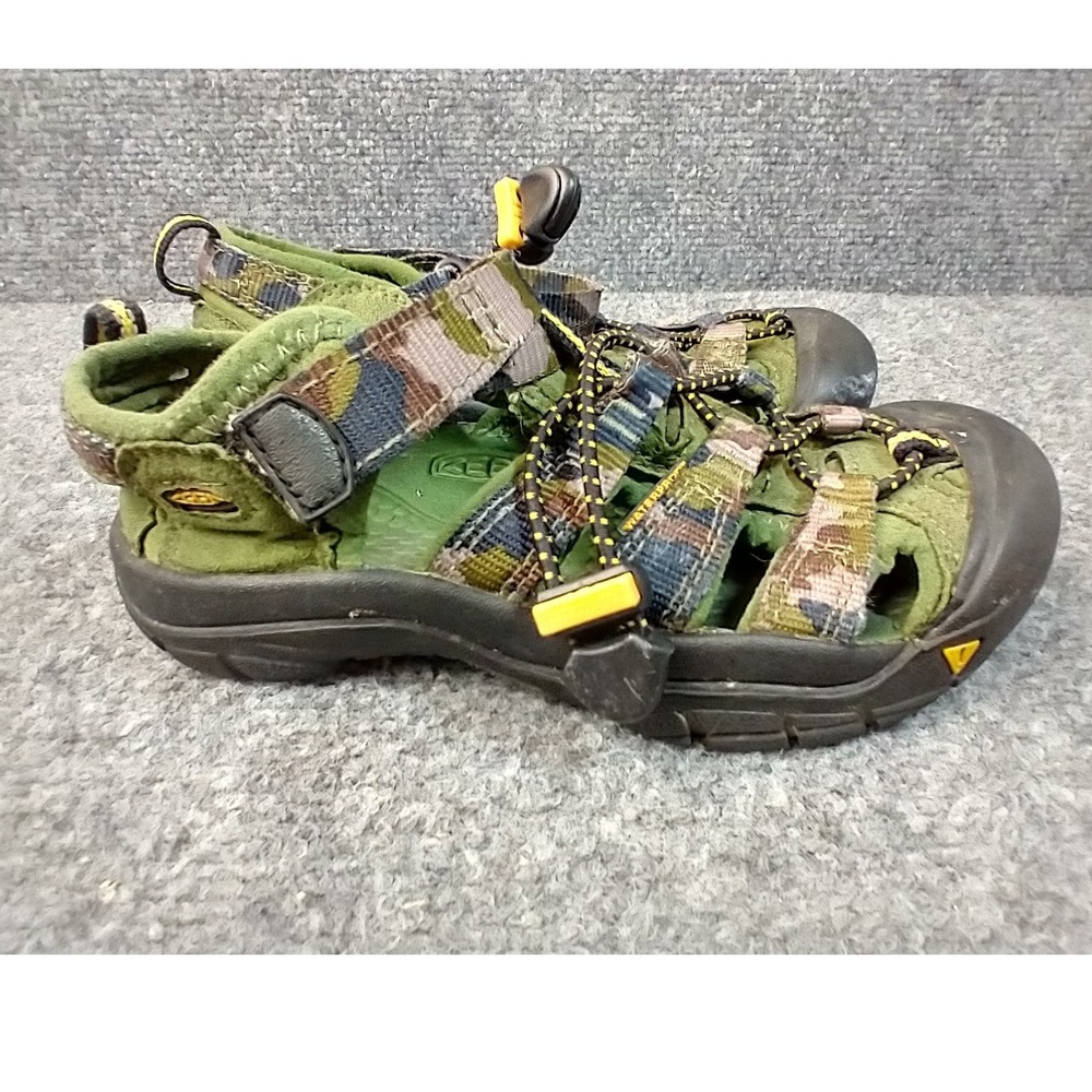 Keen Newport H2 Sandals Kids Size 12 Green Camo Waterproof Hiking Shoes